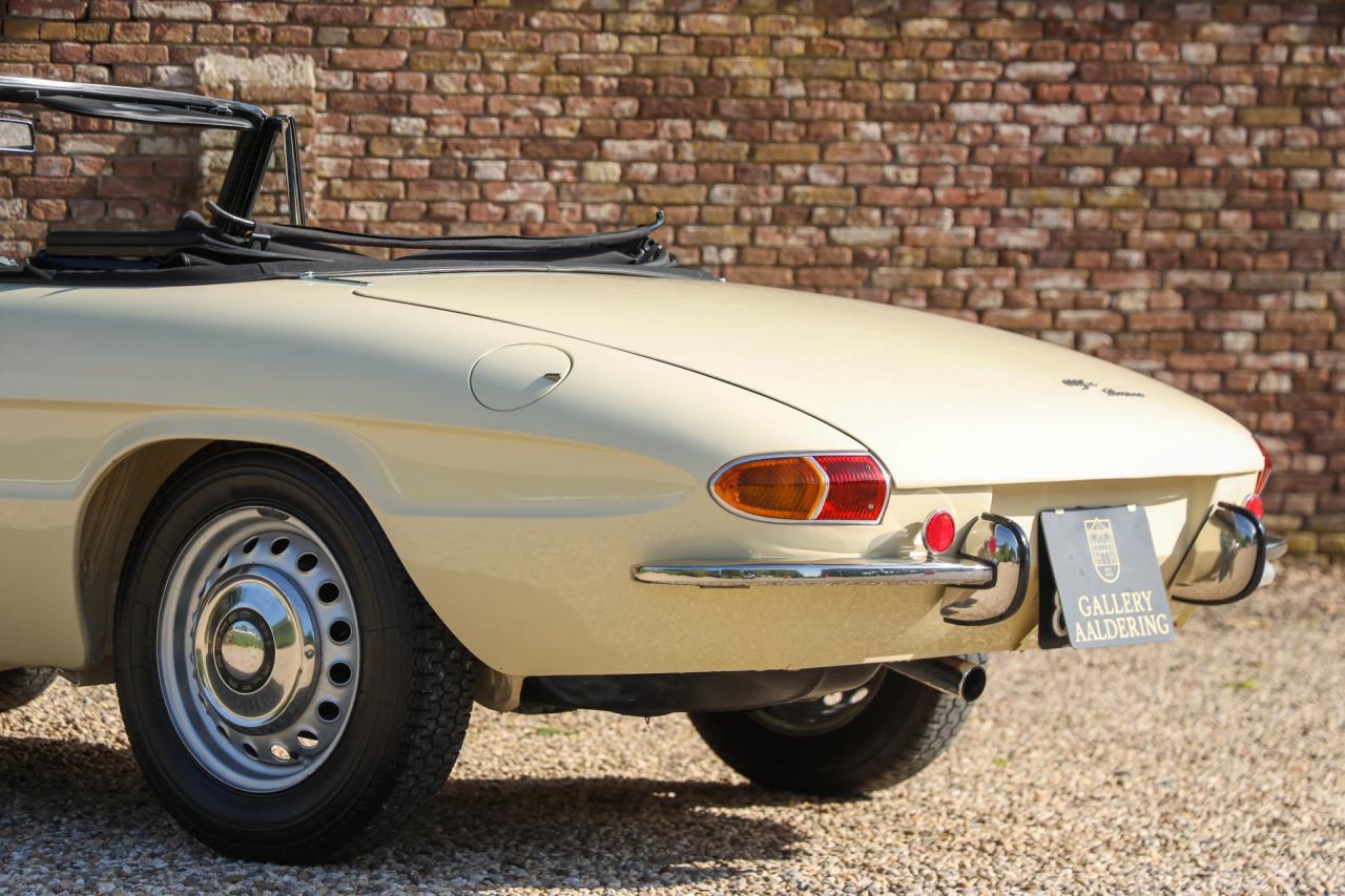 1967 Alfa Romeo Spider Duetto 1600