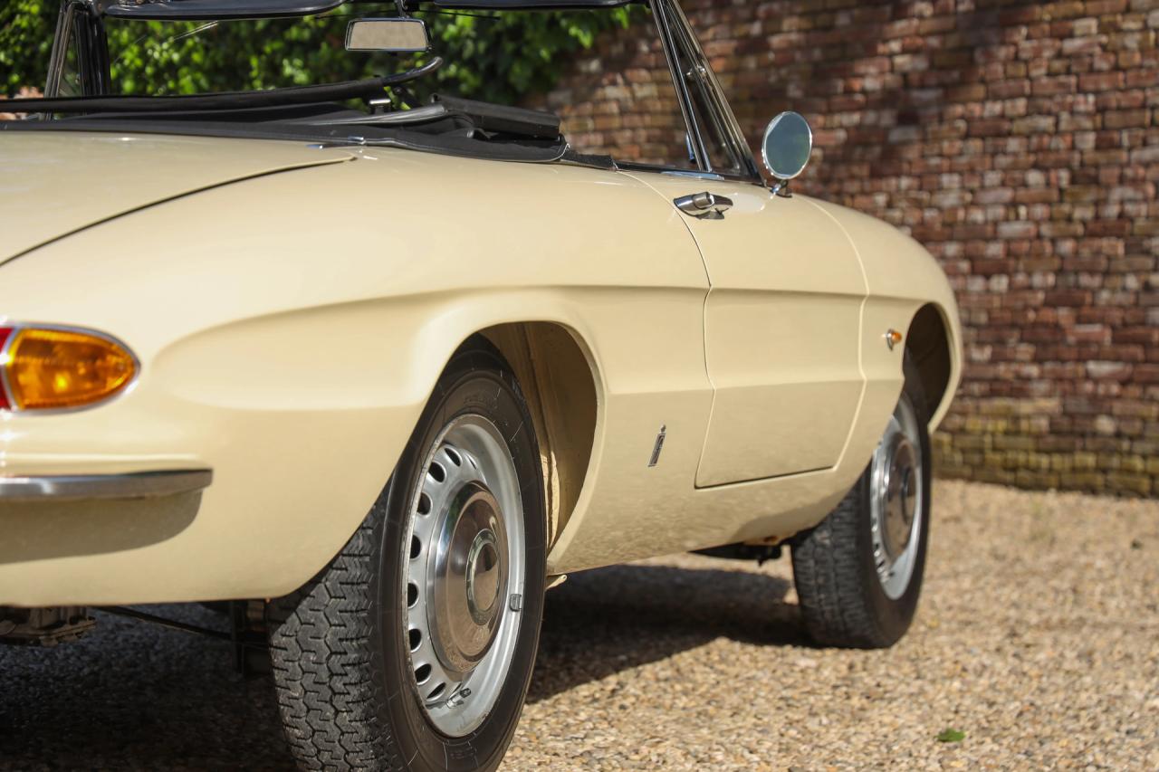 1967 Alfa Romeo Spider Duetto 1600