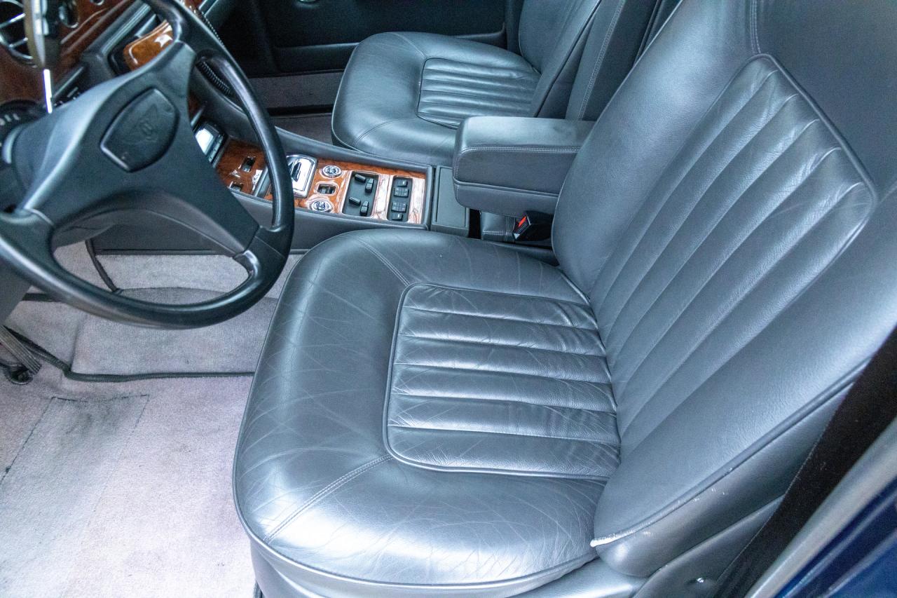 1989 Bentley Turbo R Saloon &ldquo;Service at Jack Barclay&rdquo;