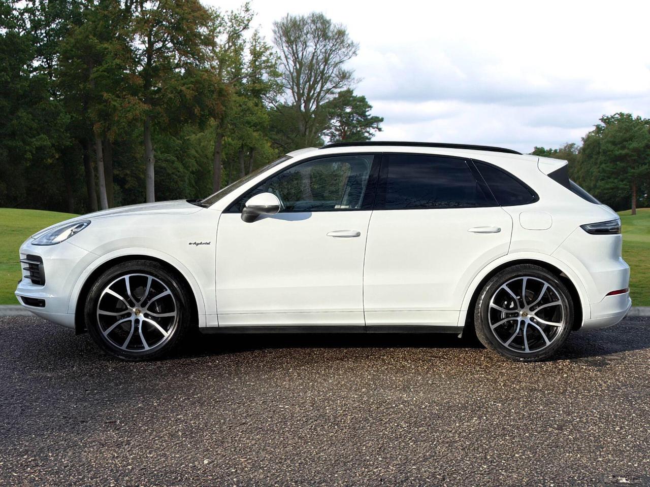 2021 Porsche 3.0 V6 E-Hybrid 17.9kWh TiptronicS 4WD Euro 6 (s/s) 5dr (3.6kW Charger)
