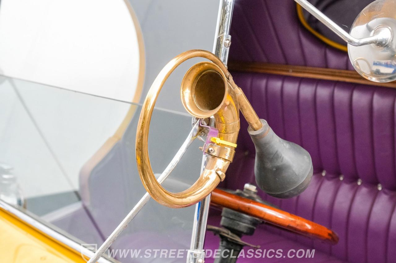1922 Ford Model T C-Cab