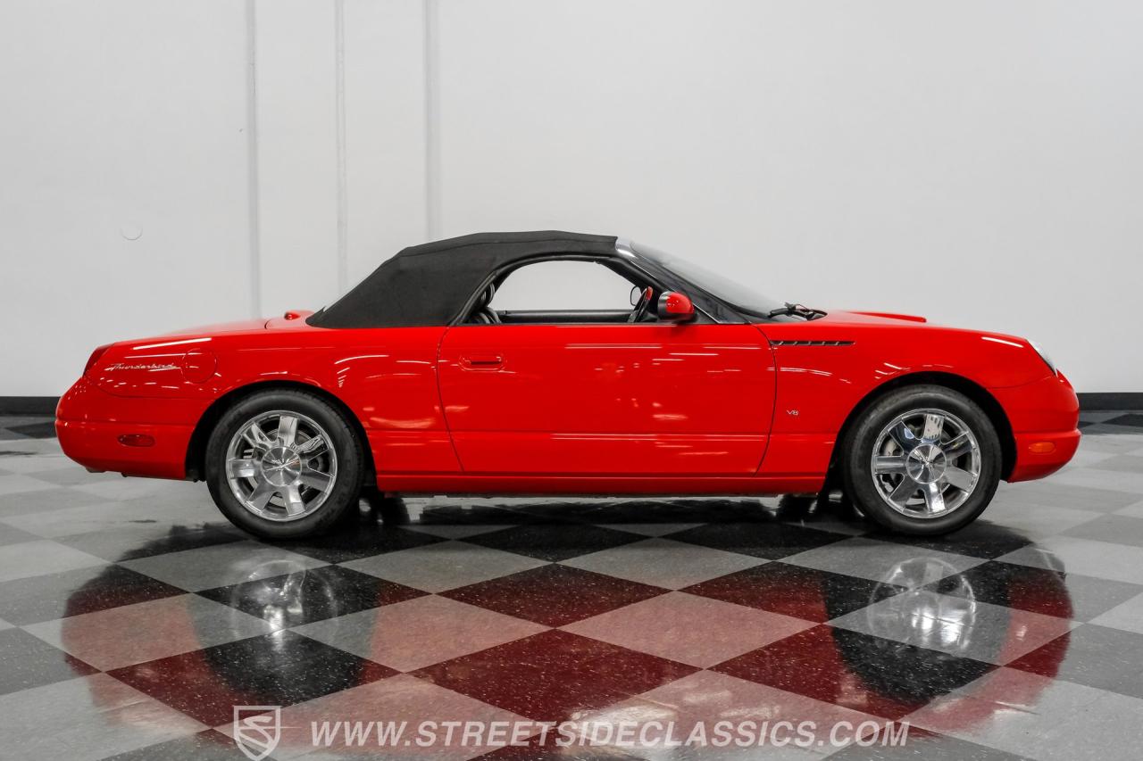 2003 Ford Thunderbird