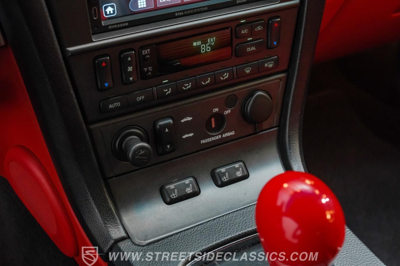 2003 Ford Thunderbird