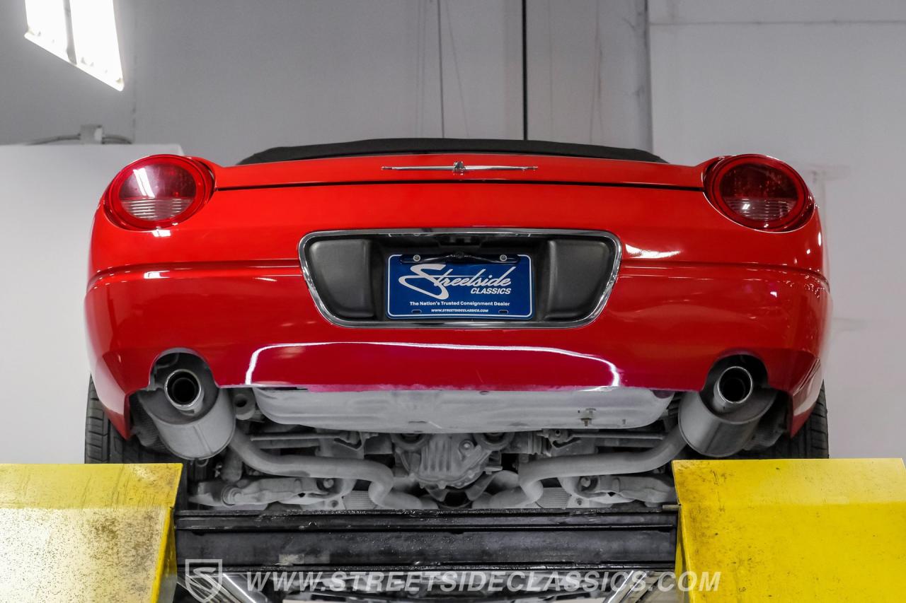 2003 Ford Thunderbird