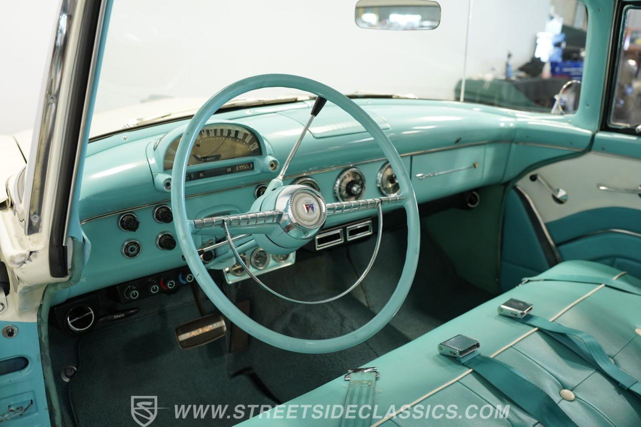 1955 Ford Victoria