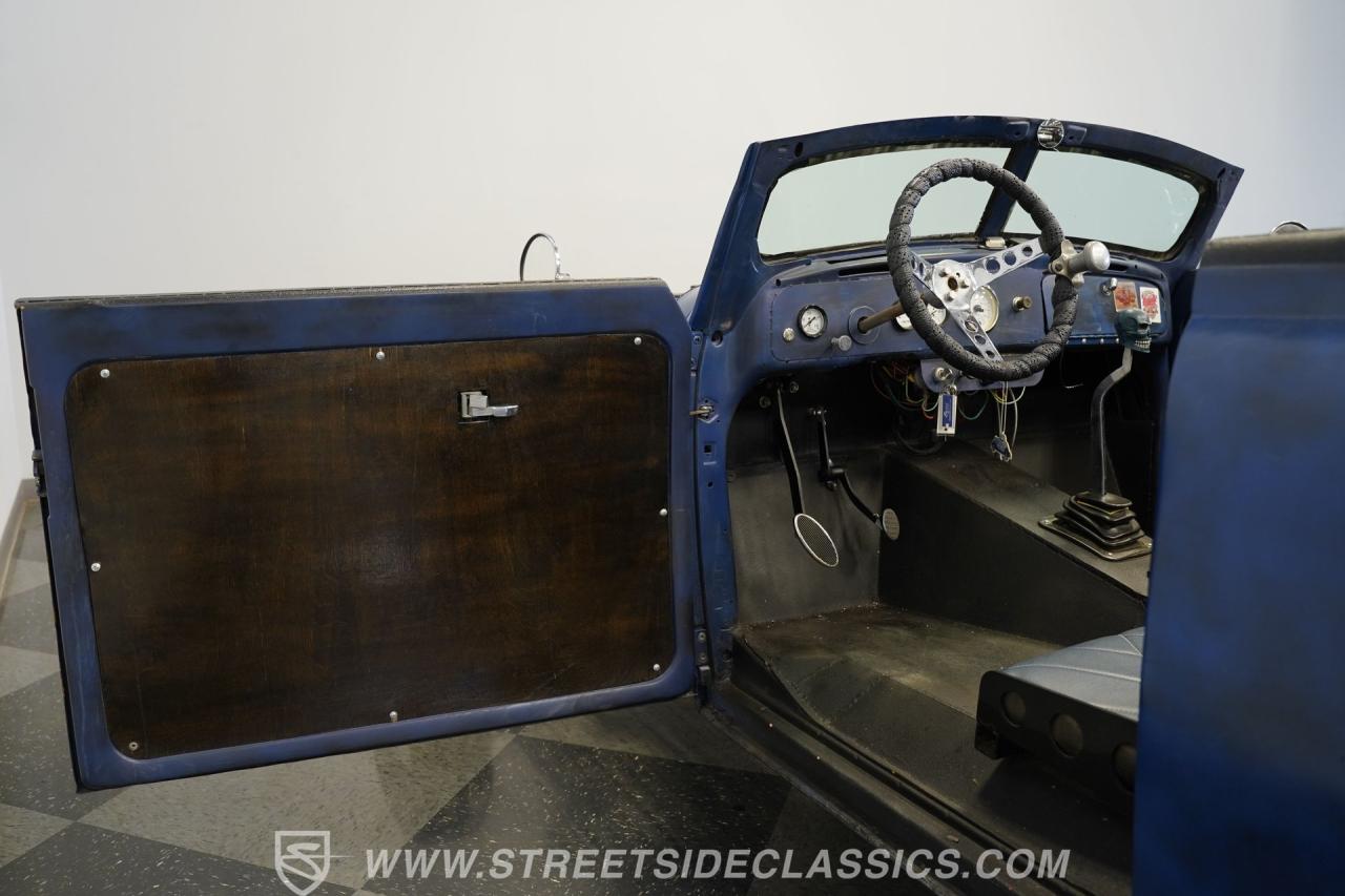 1968 Volkswagen Beetle Roadster Rat Rod