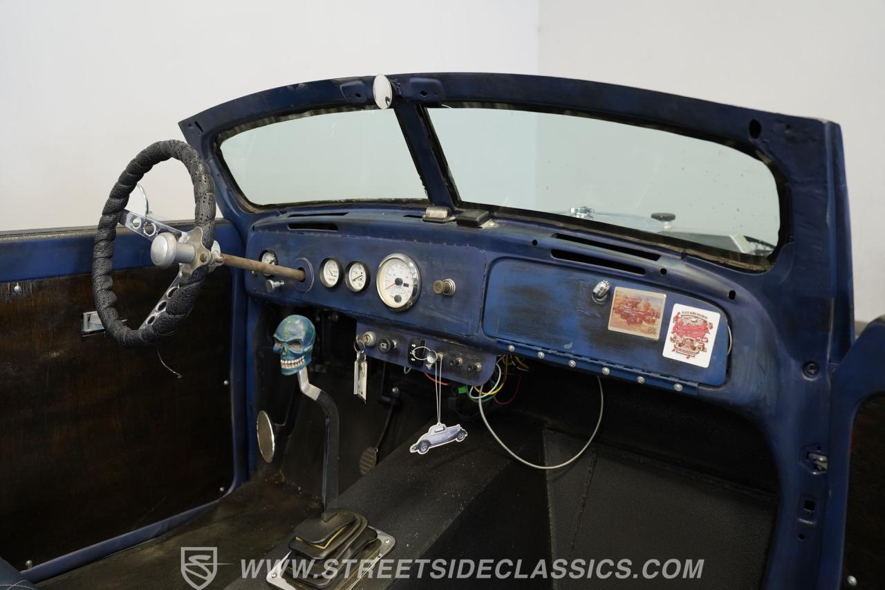 1968 Volkswagen Beetle Roadster Rat Rod