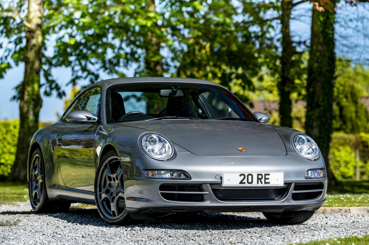 2006 Porsche 911 (997) Carrera S - Manual