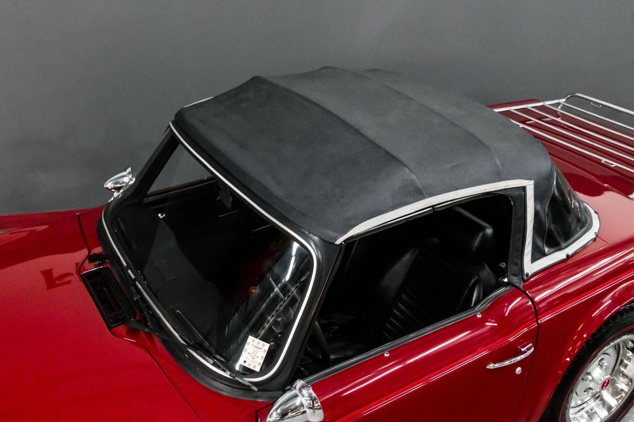 1975 Triumph TR6  OVERDRIVE