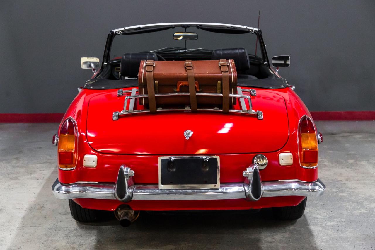 1973 MG B Roadster