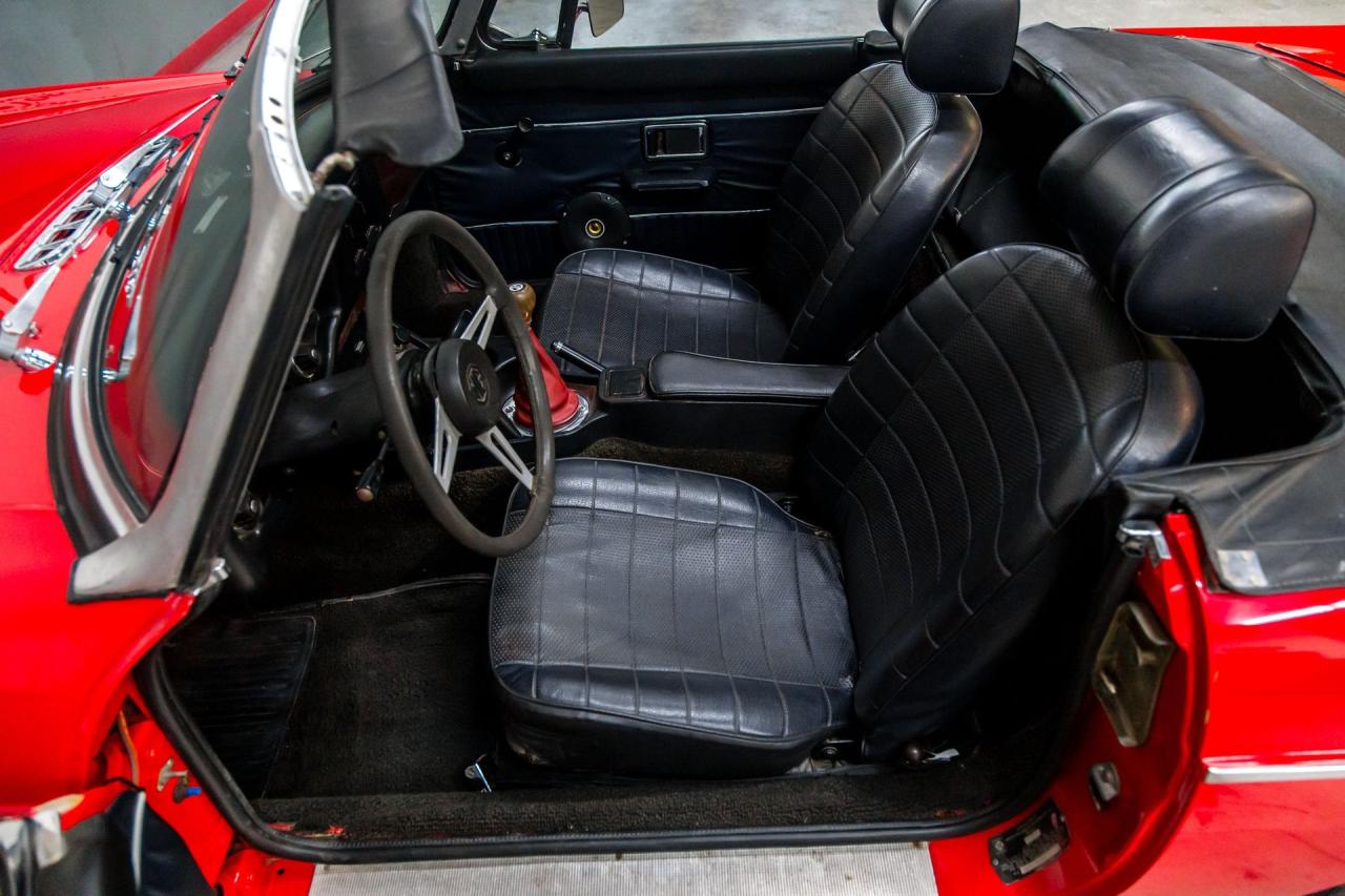 1973 MG B Roadster