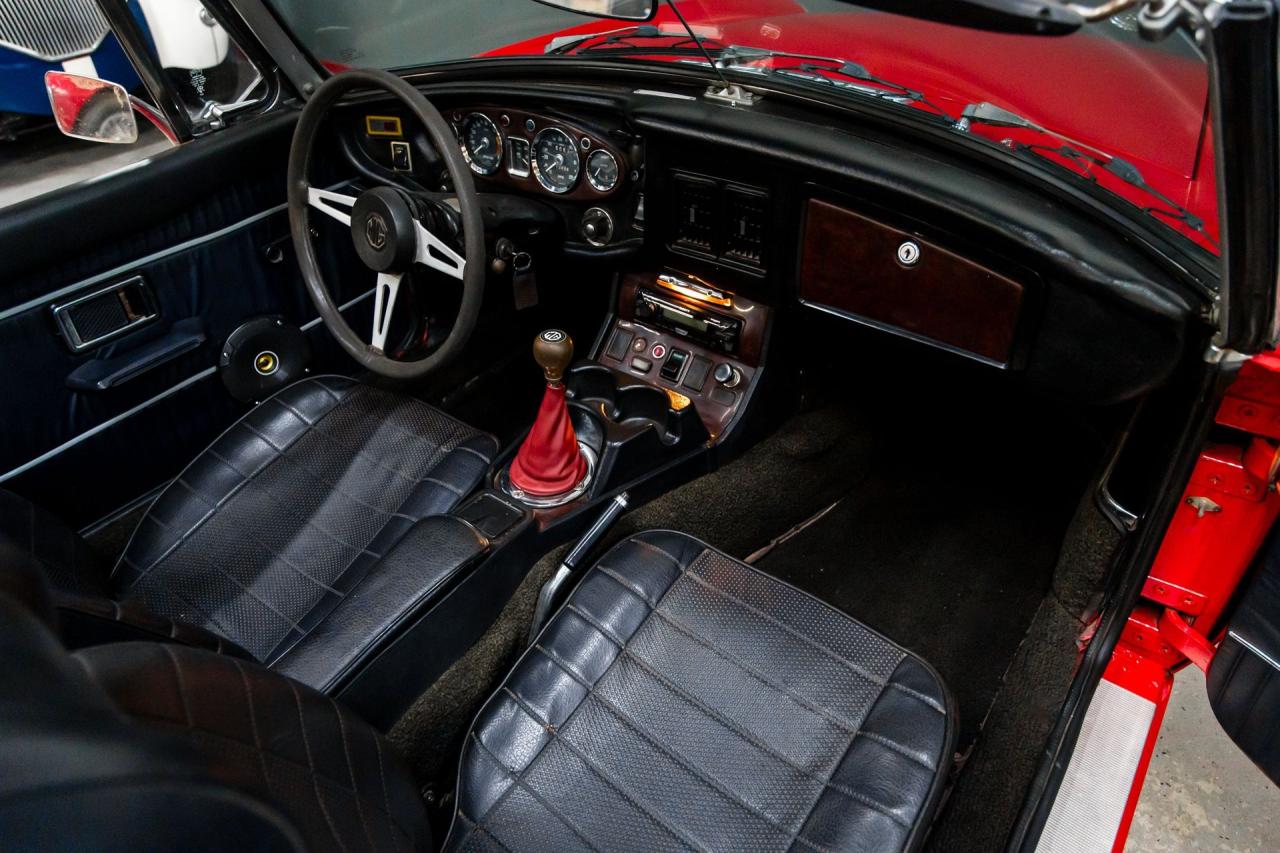 1973 MG B Roadster