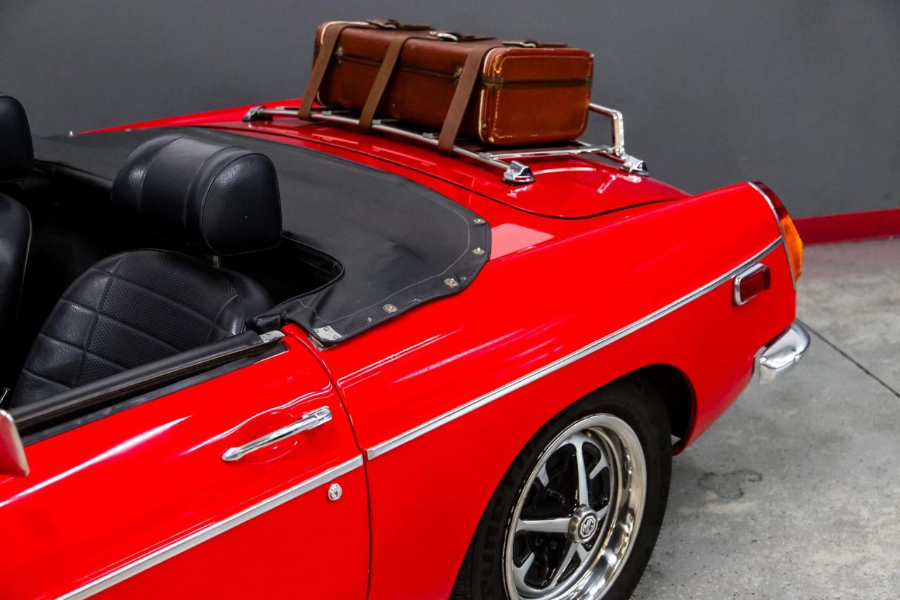 1973 MG B Roadster