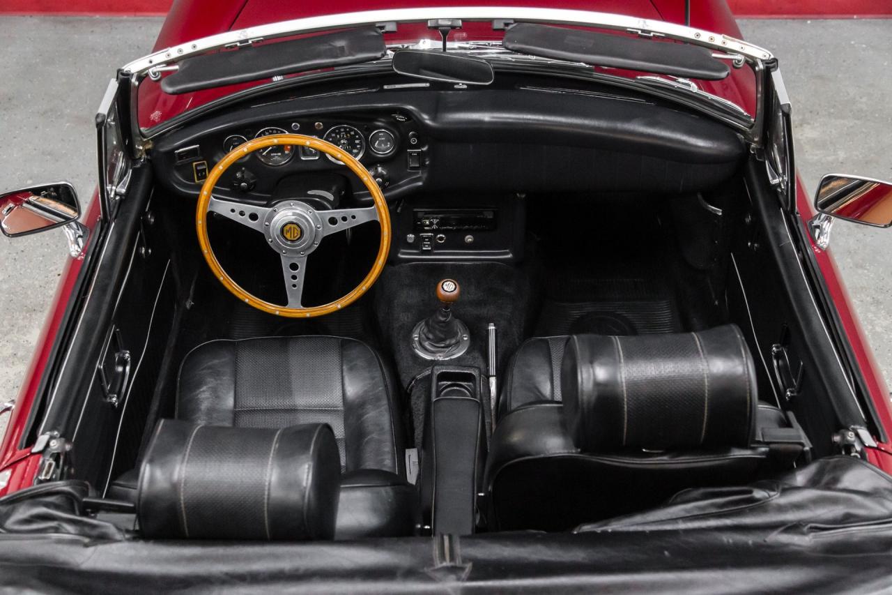 1971 MG OVERDRIVE MGB