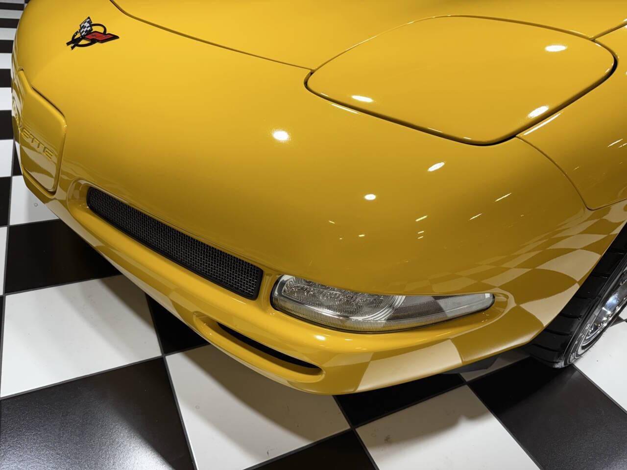 2004 Chevrolet Corvette