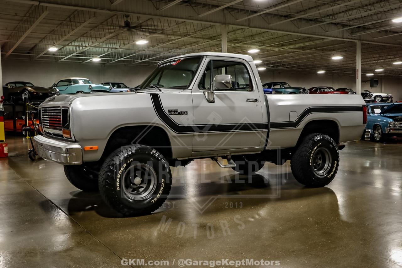 1986 Dodge RAM 100