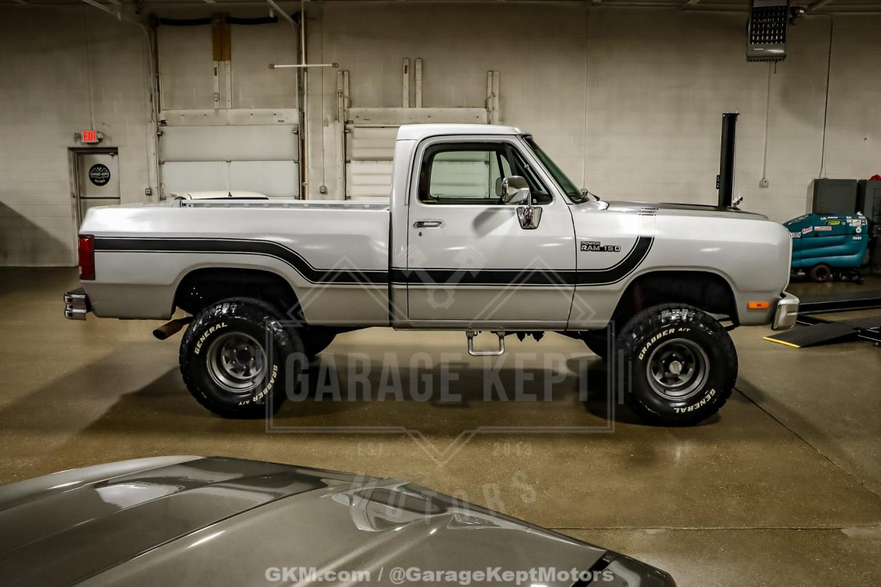 1986 Dodge RAM 100