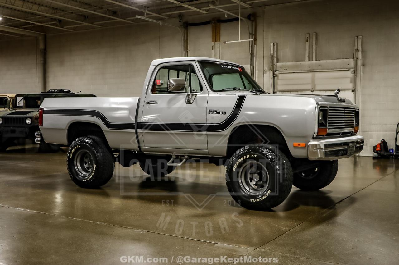 1986 Dodge RAM 100