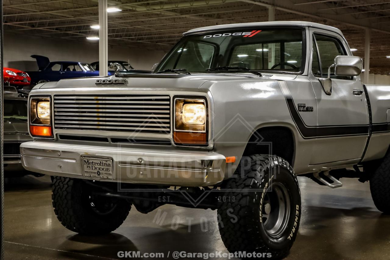 1986 Dodge RAM 100