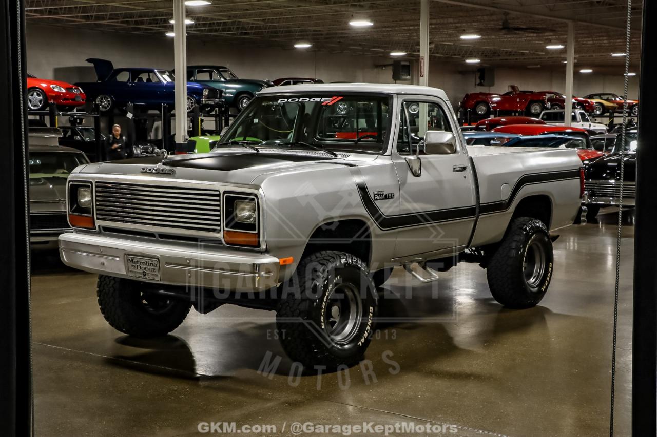 1986 Dodge RAM 100