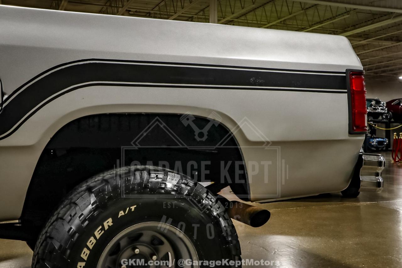 1986 Dodge RAM 100