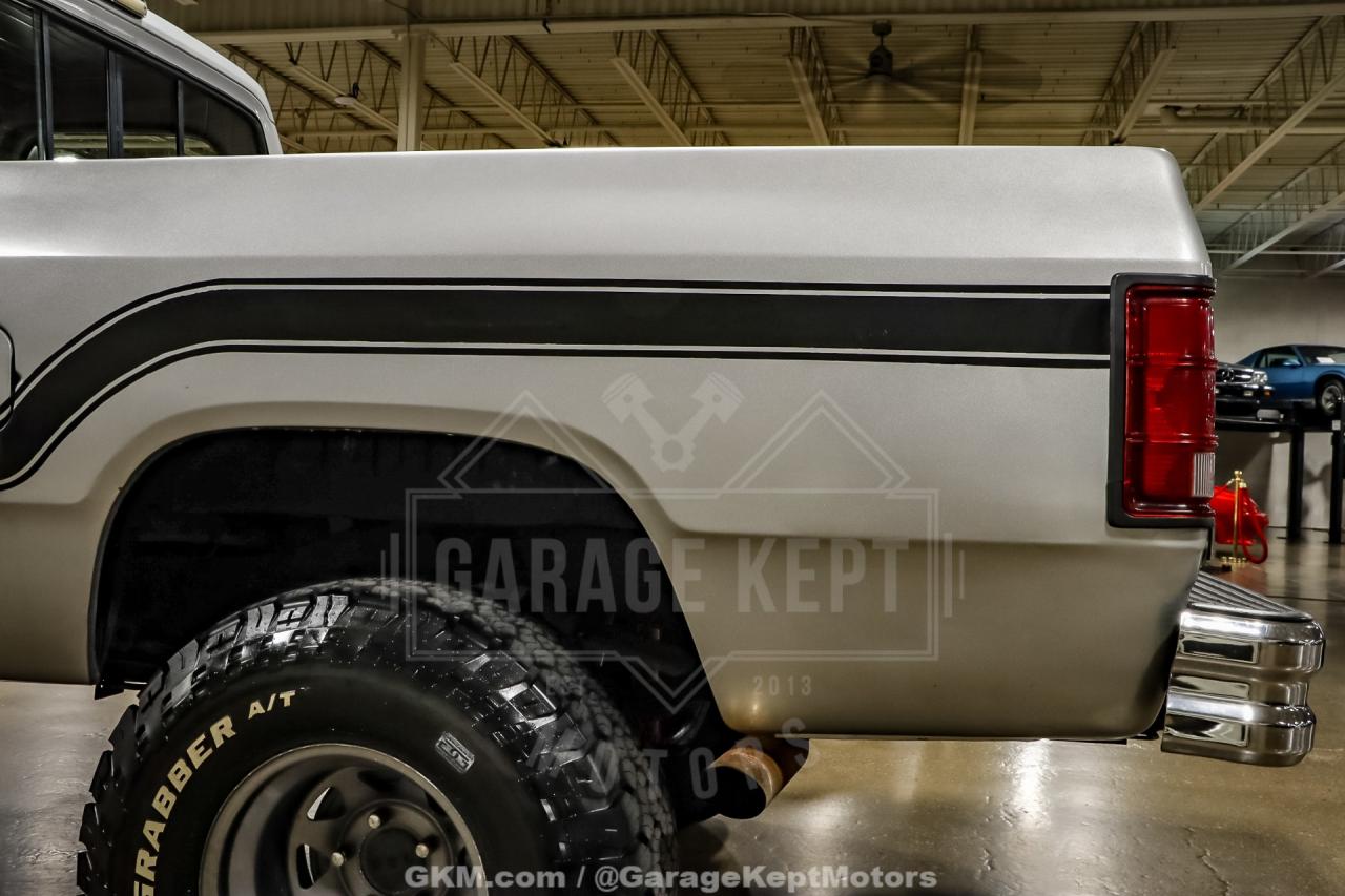 1986 Dodge RAM 100