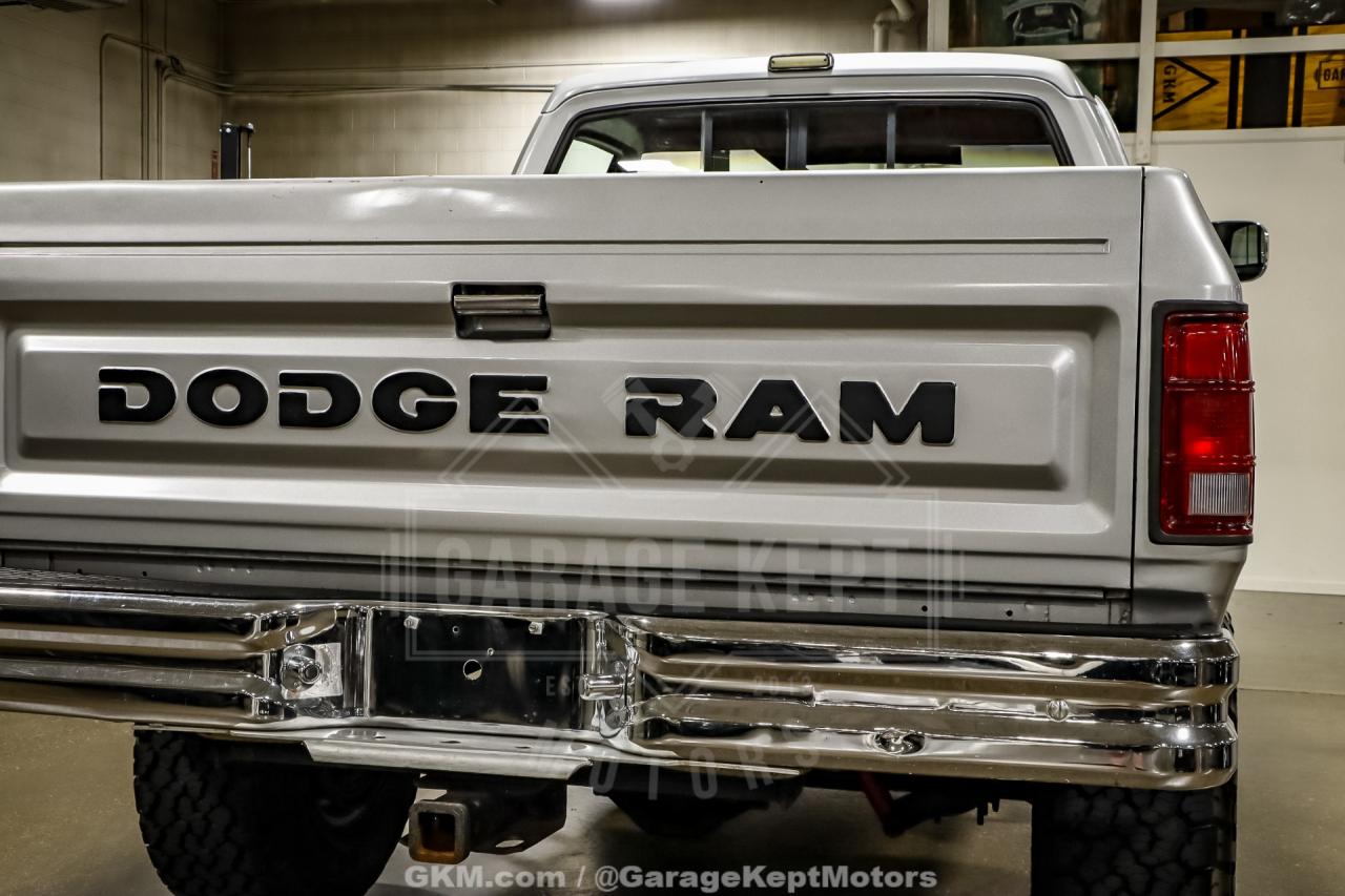 1986 Dodge RAM 100