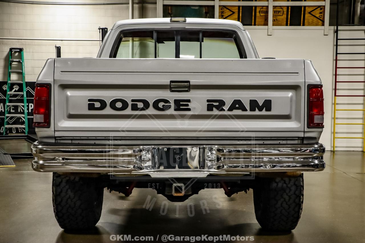 1986 Dodge RAM 100