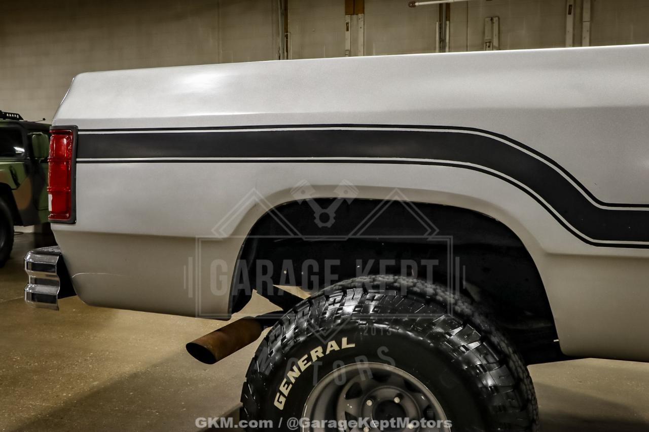 1986 Dodge RAM 100