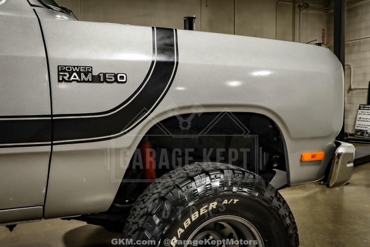 1986 Dodge RAM 100