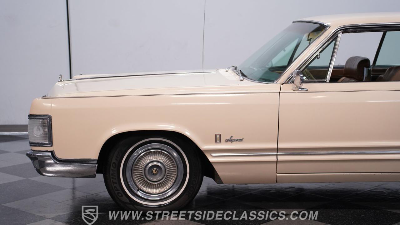 1967 Chrysler Imperial Crown