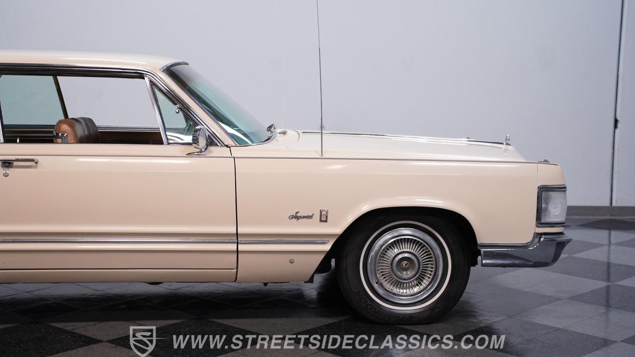 1967 Chrysler Imperial Crown