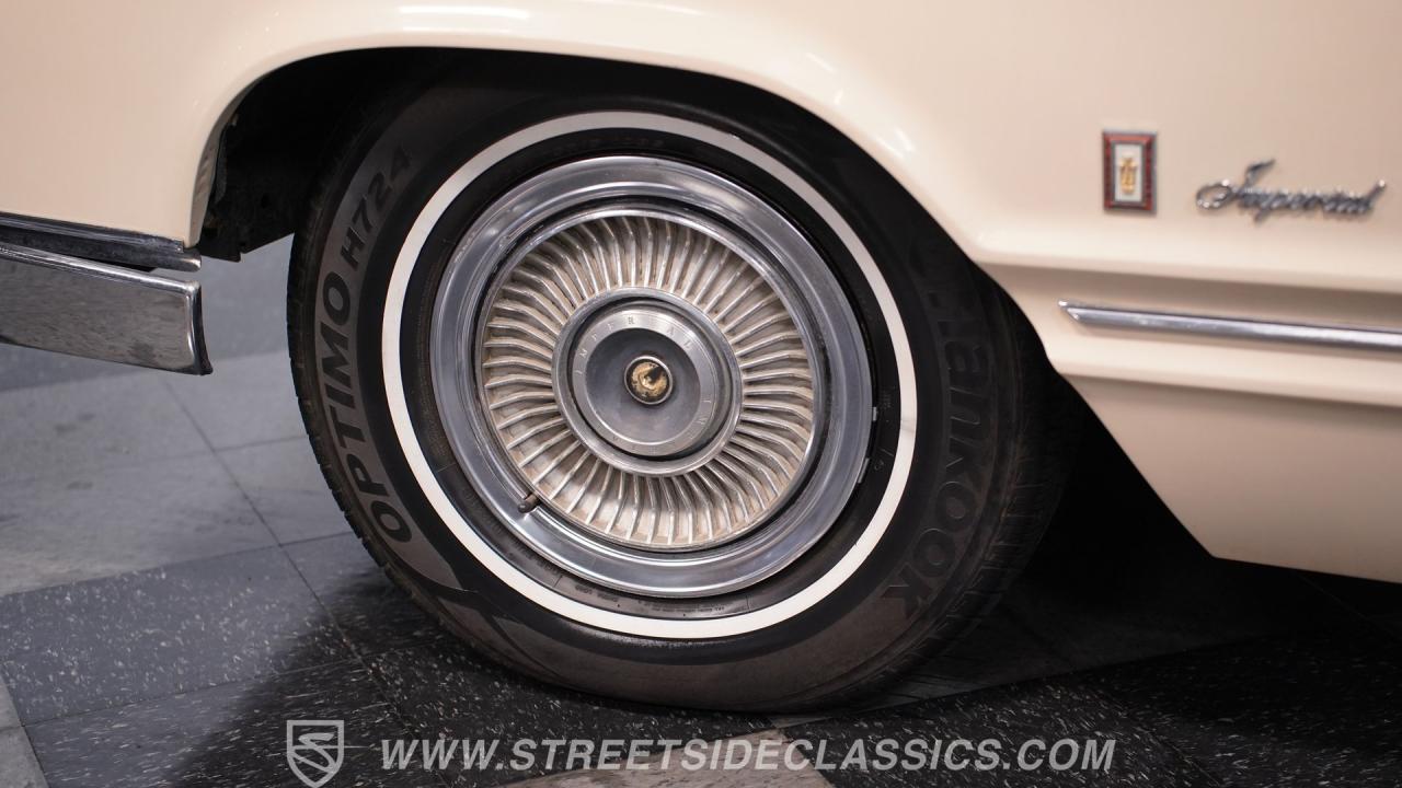 1967 Chrysler Imperial Crown