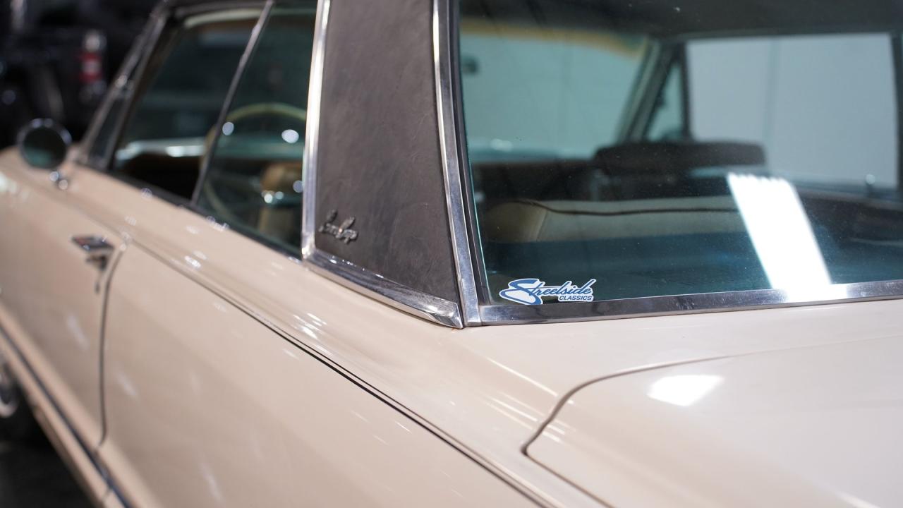 1967 Chrysler Imperial Crown