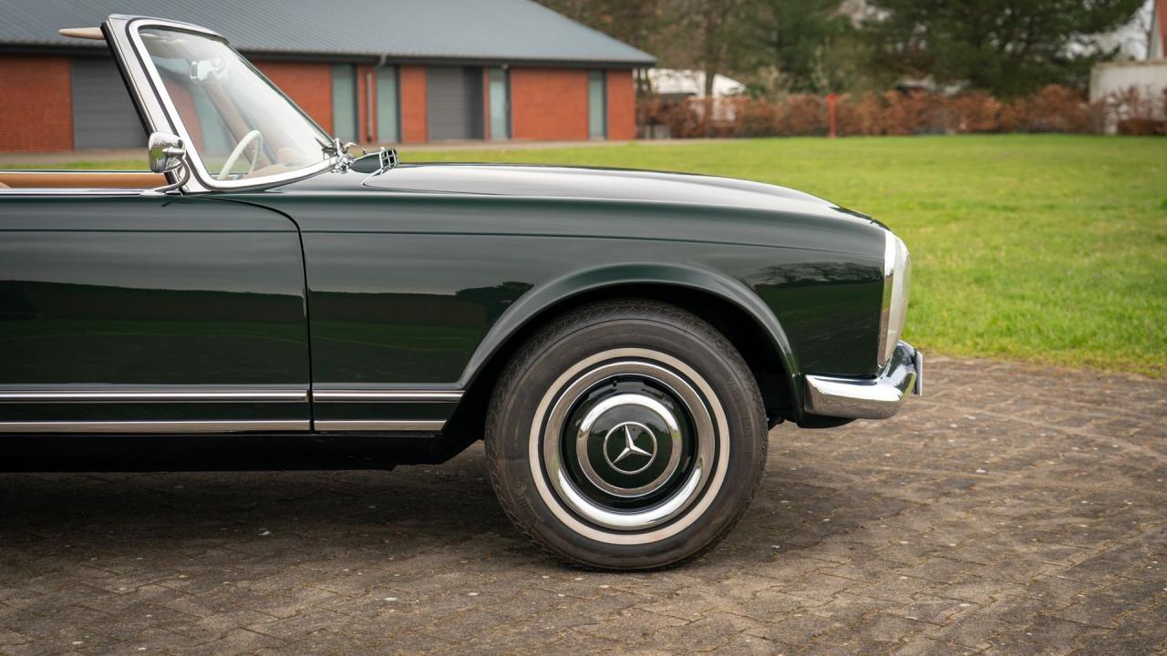 1964 Mercedes - Benz 230 SL