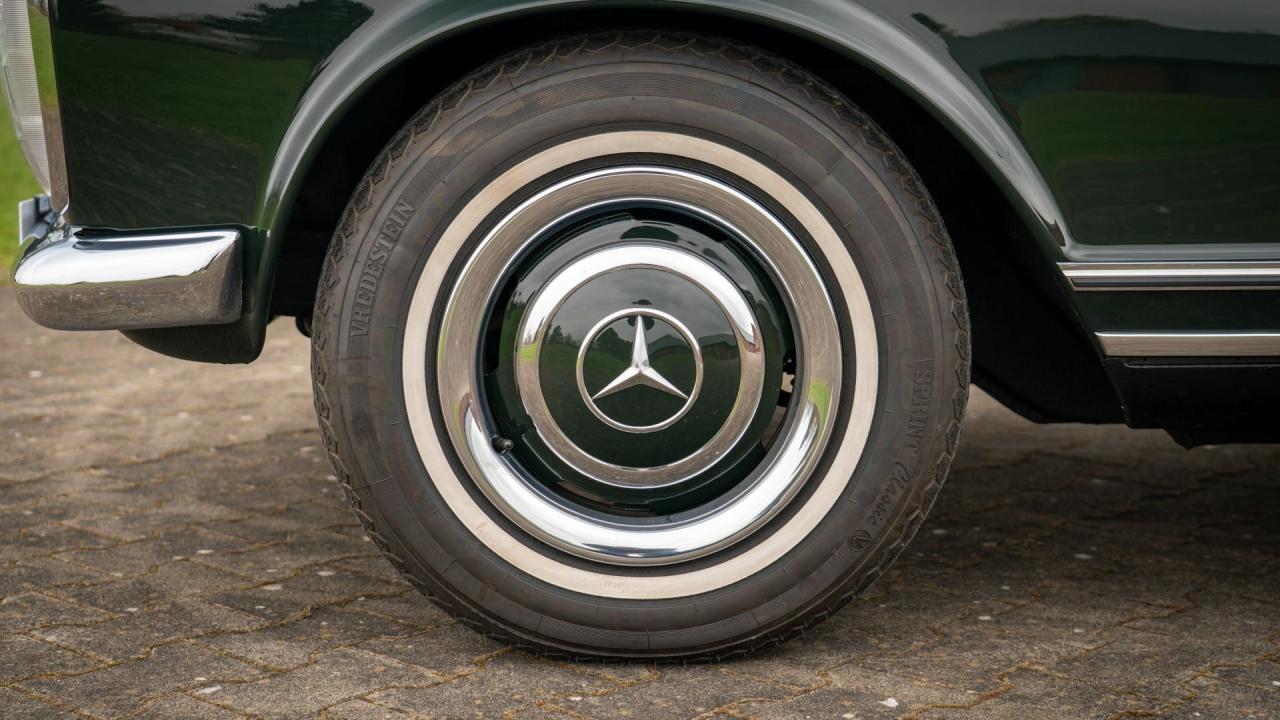 1964 Mercedes - Benz 230 SL
