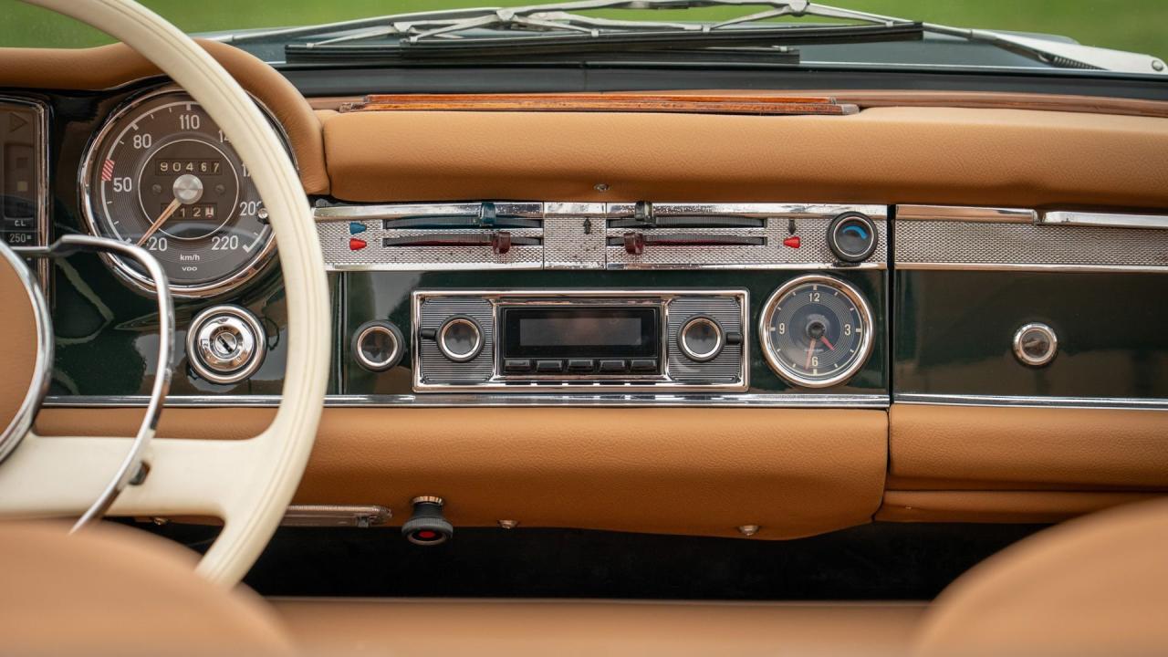 1964 Mercedes - Benz 230 SL