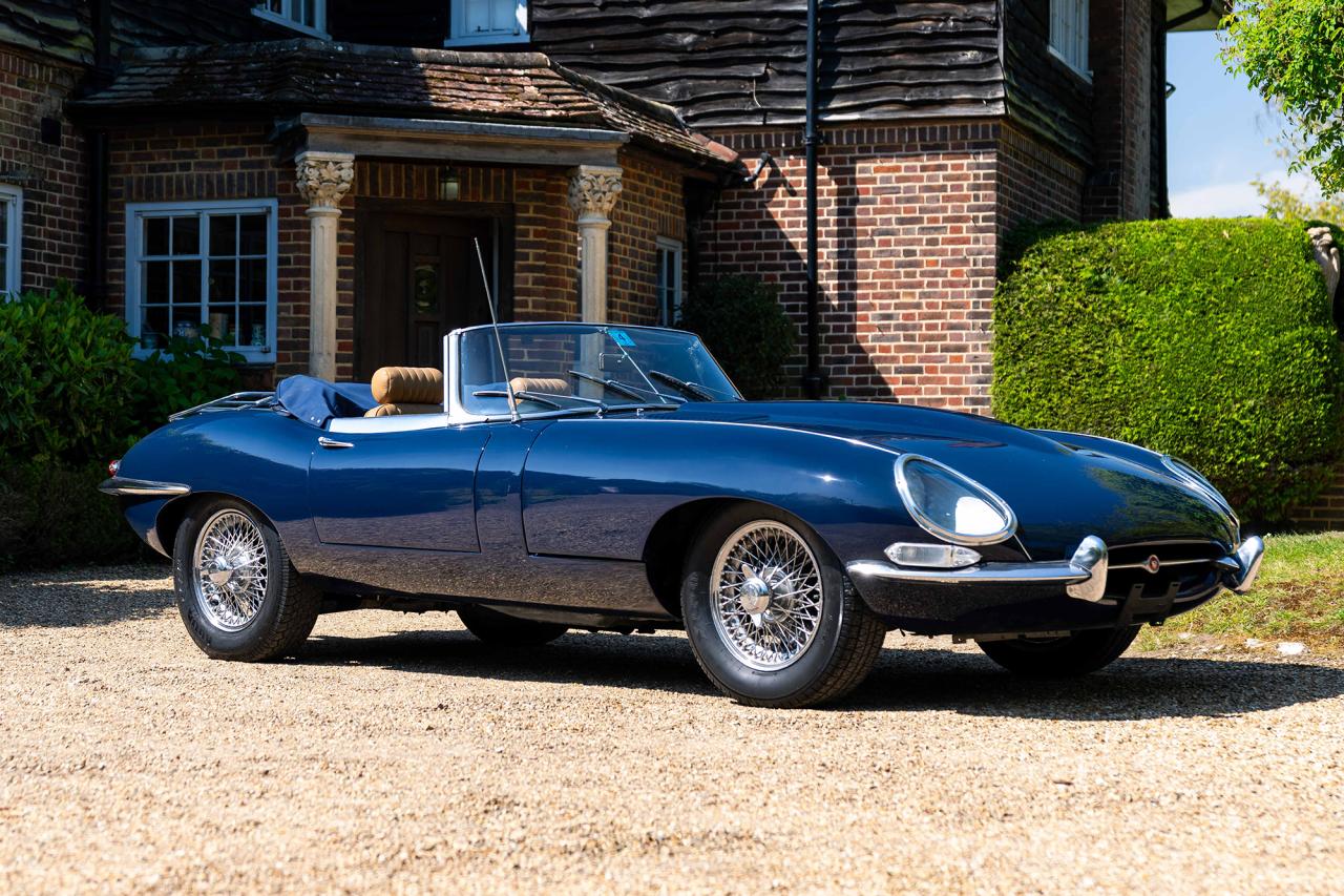 1962 Jaguar E-Type Series 1 4.2 Roadster - LHD