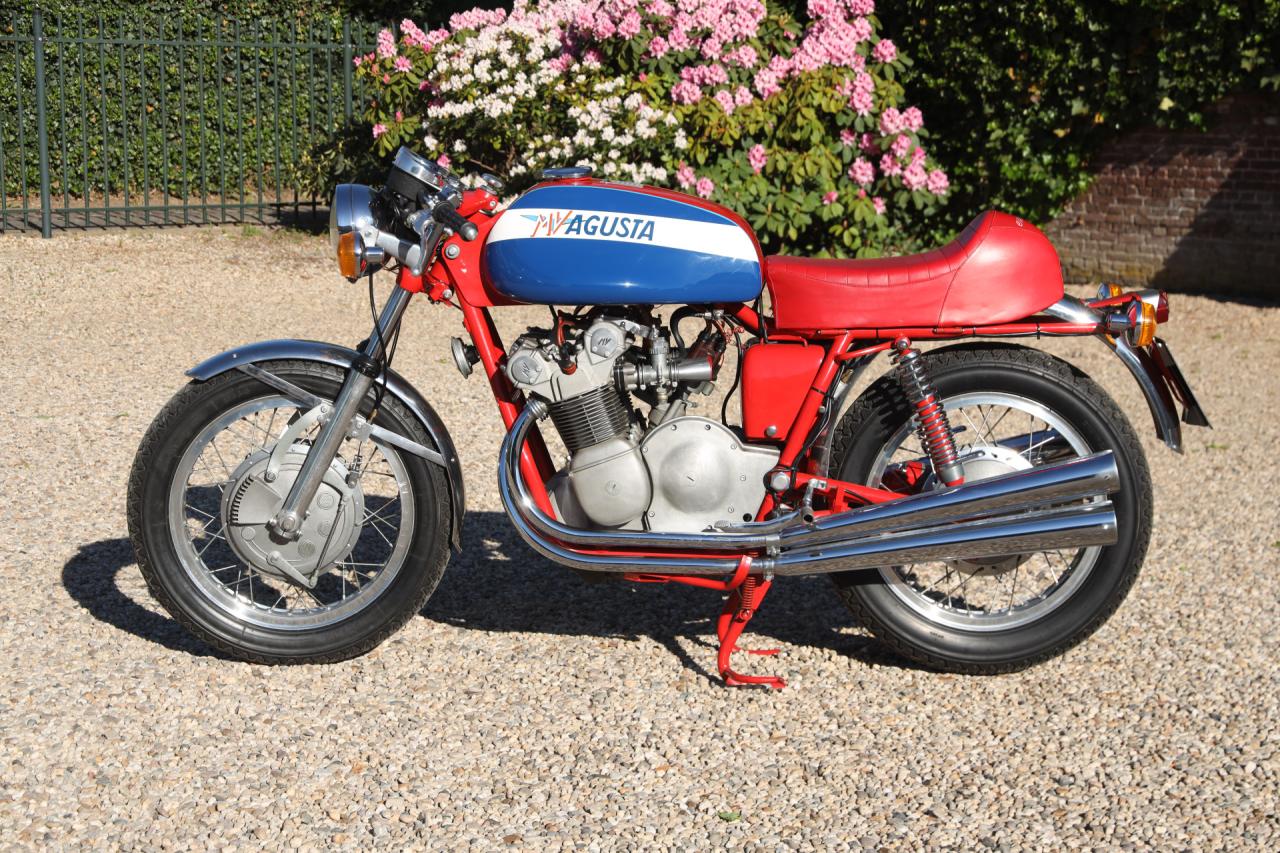 1971 MV Agusta 750 S &ldquo;The hand-built Superbike&rdquo;