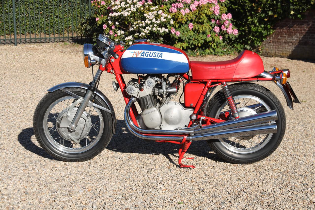 1971 MV Agusta 750 S &ldquo;The hand-built Superbike&rdquo;