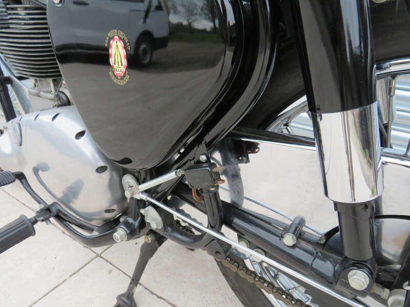 1959 BSA DBD34 GOLD STAR