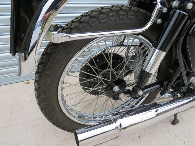 1959 BSA DBD34 GOLD STAR