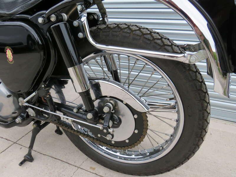 1959 BSA DBD34 GOLD STAR