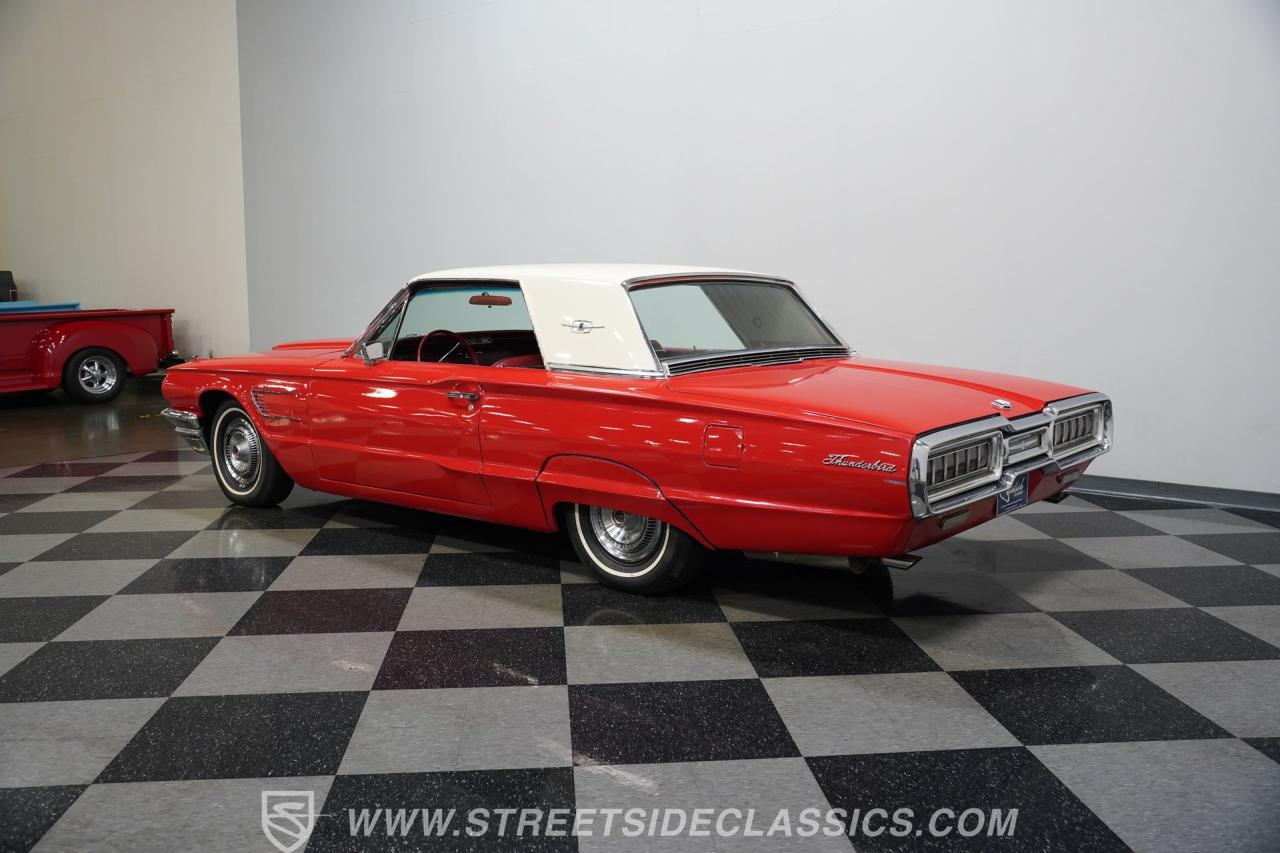1965 Ford Thunderbird