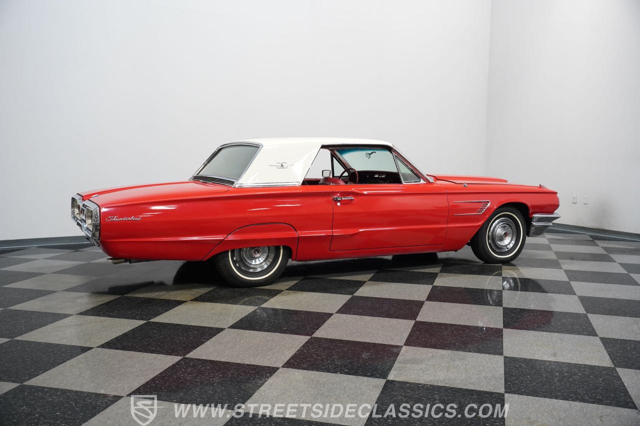 1965 Ford Thunderbird