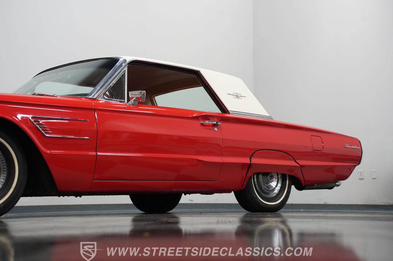 1965 Ford Thunderbird