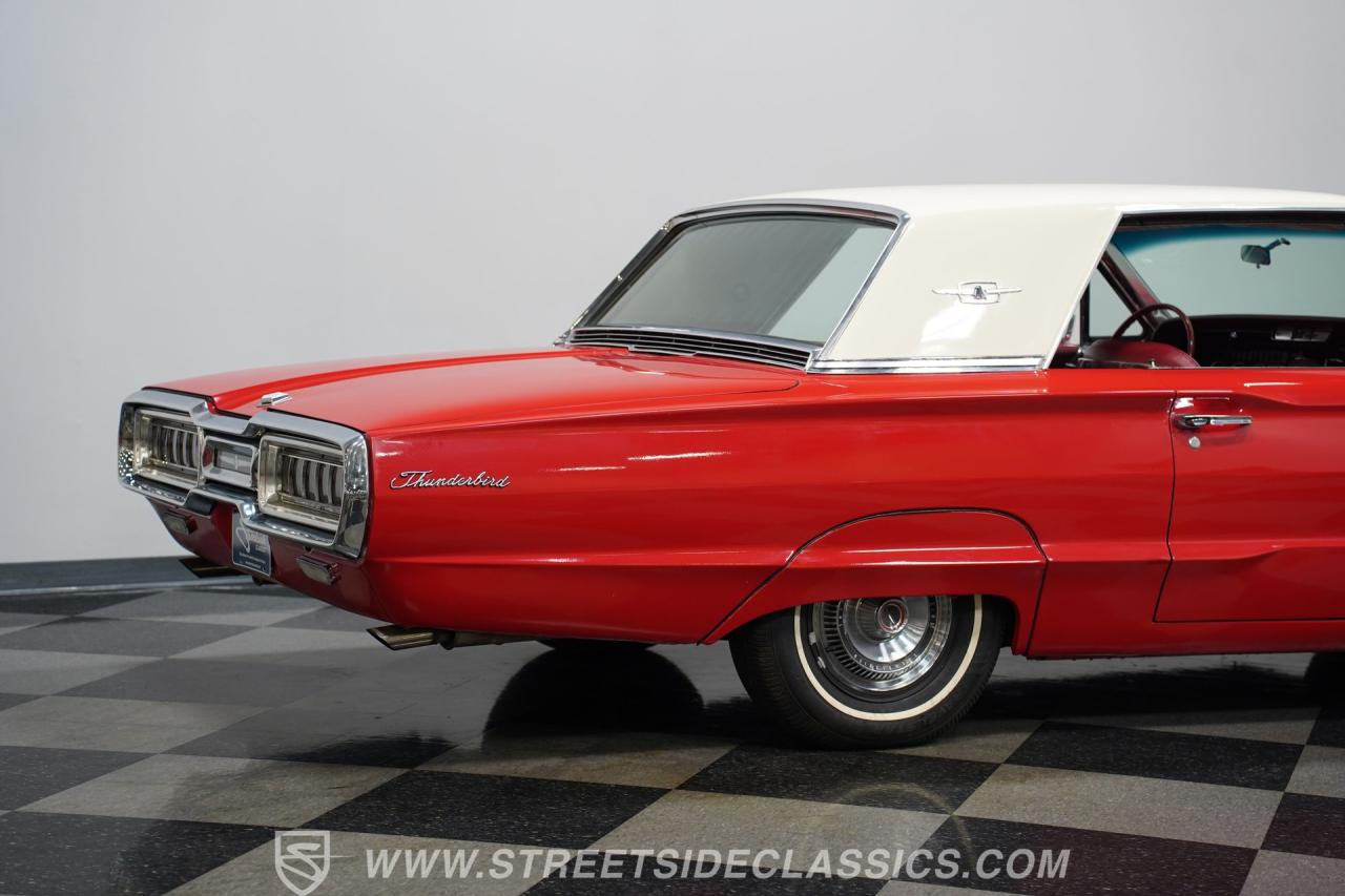 1965 Ford Thunderbird