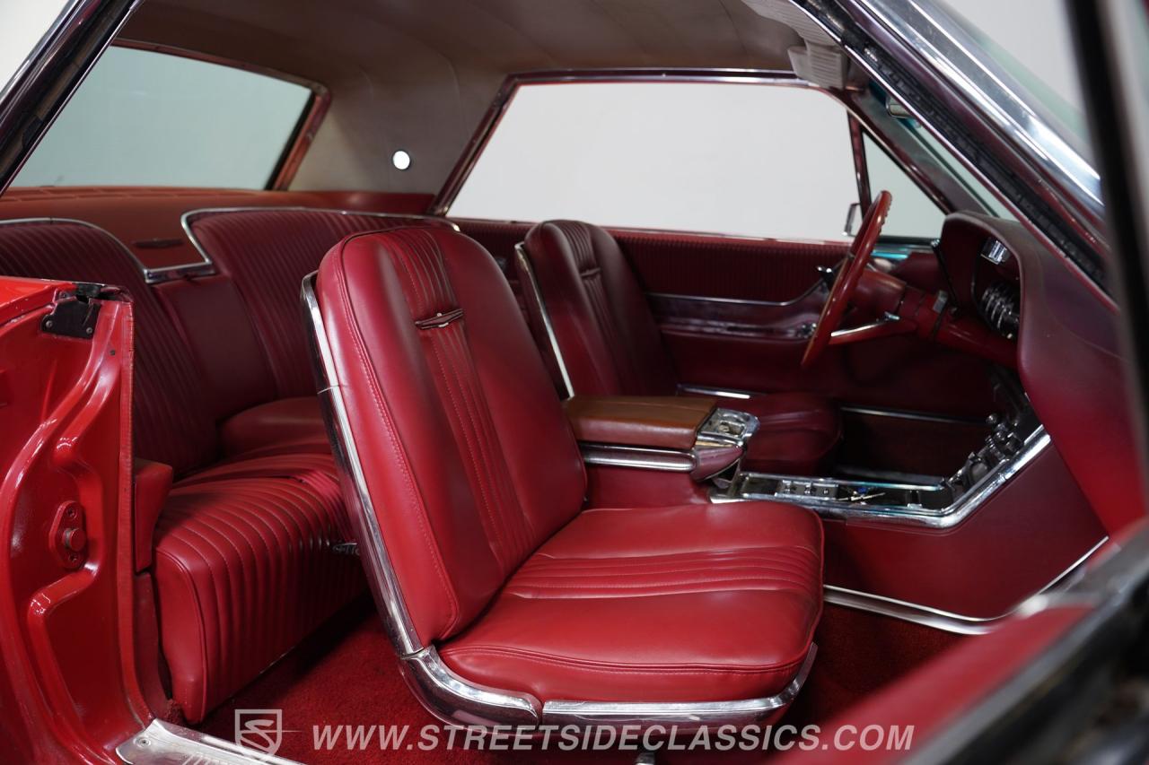 1965 Ford Thunderbird
