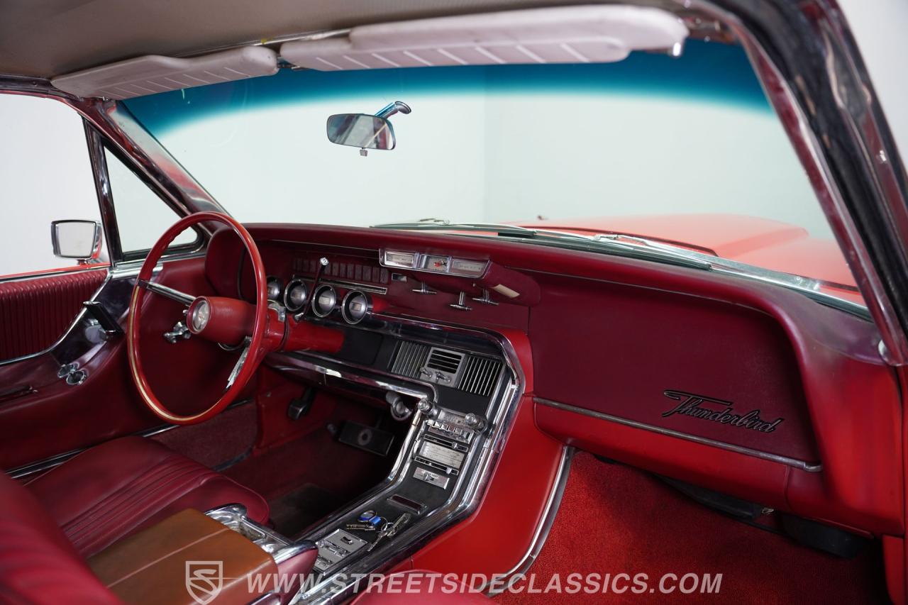1965 Ford Thunderbird