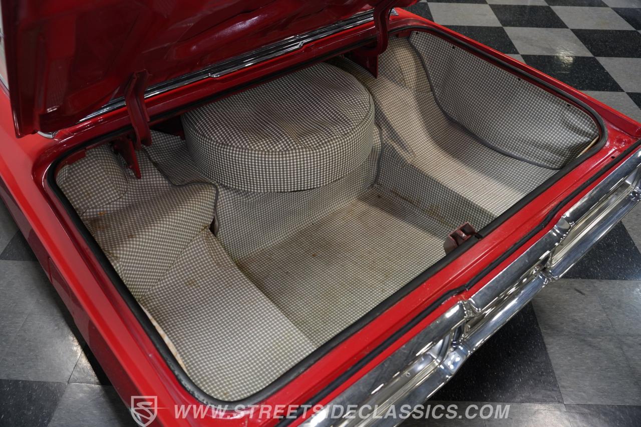 1965 Ford Thunderbird